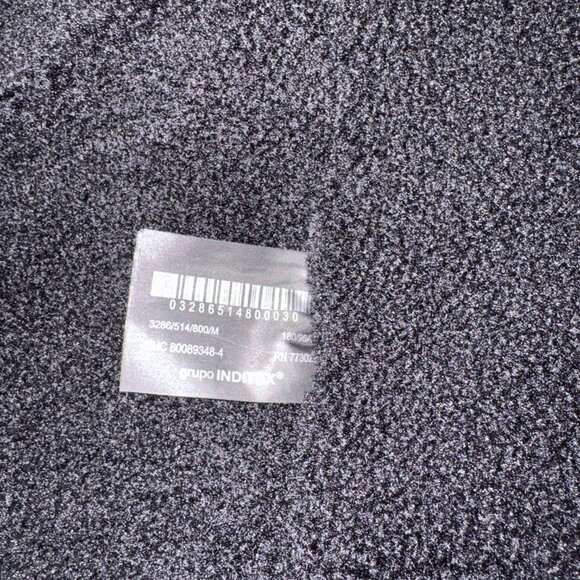 ZARA - Men's Puffer Vest - Picture 4 of 5